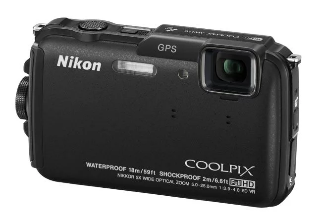 Coolpix AW110, camera propusa de Nikon pentru scufundari